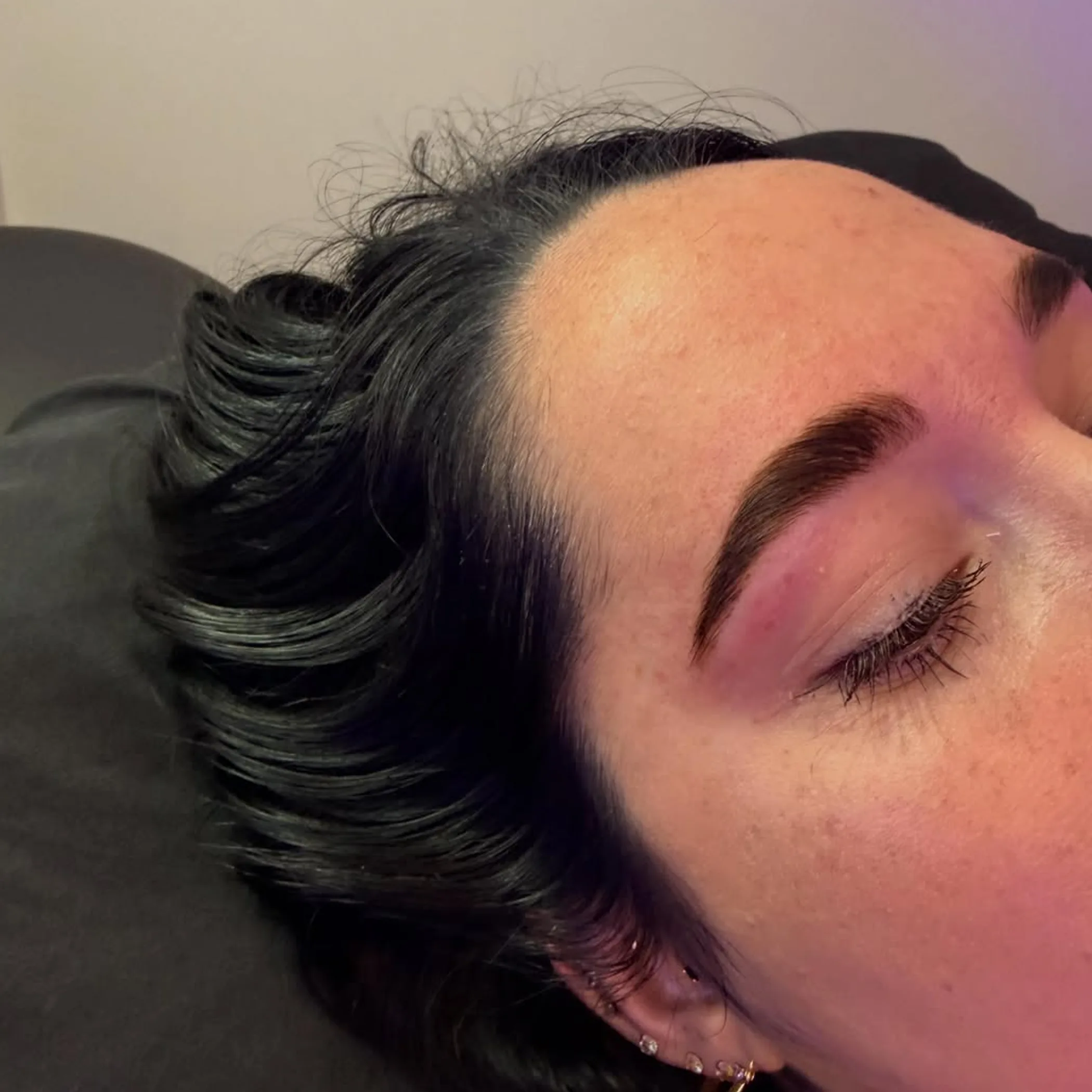 brow tinting and grooming results